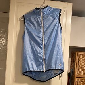 Pearl Izumi Sky Blue Women's barrier cycling Vest size medium 12:19